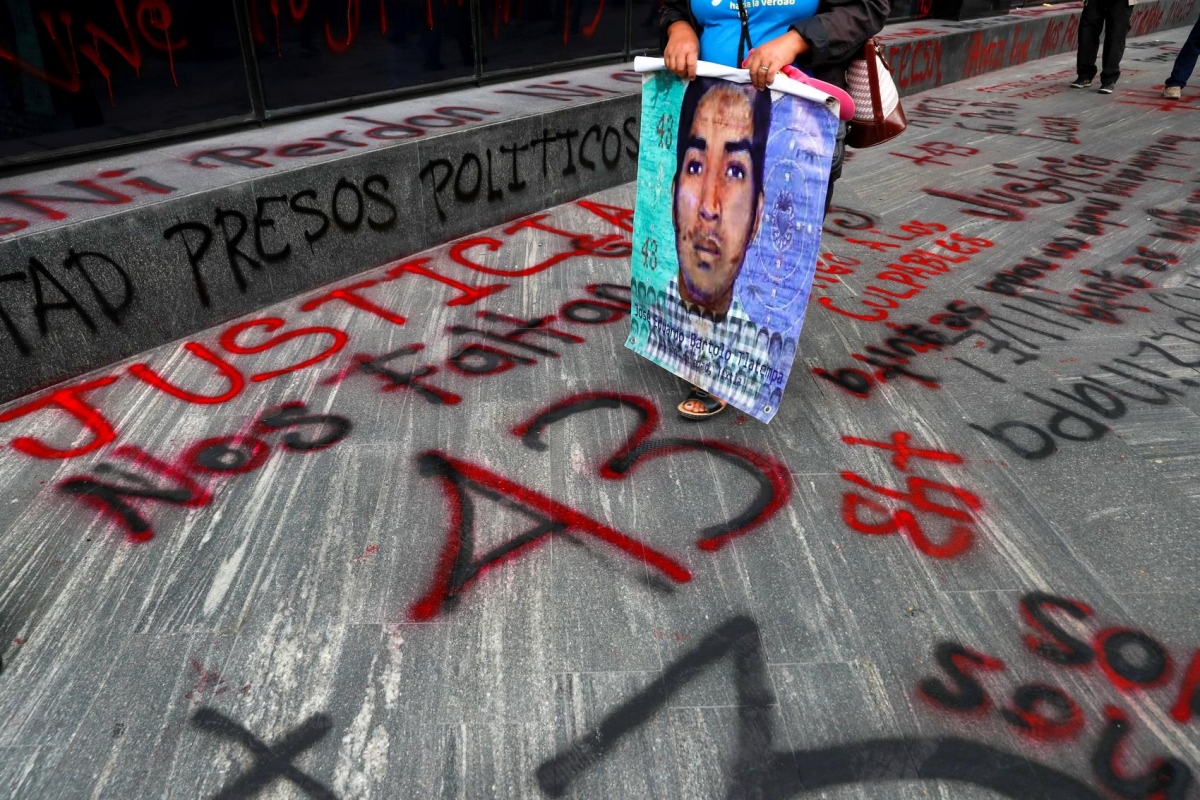 Mexico phát lệnh bắt giữ các đối tượng liên quan vụ 43 thực tập sinh mất tích