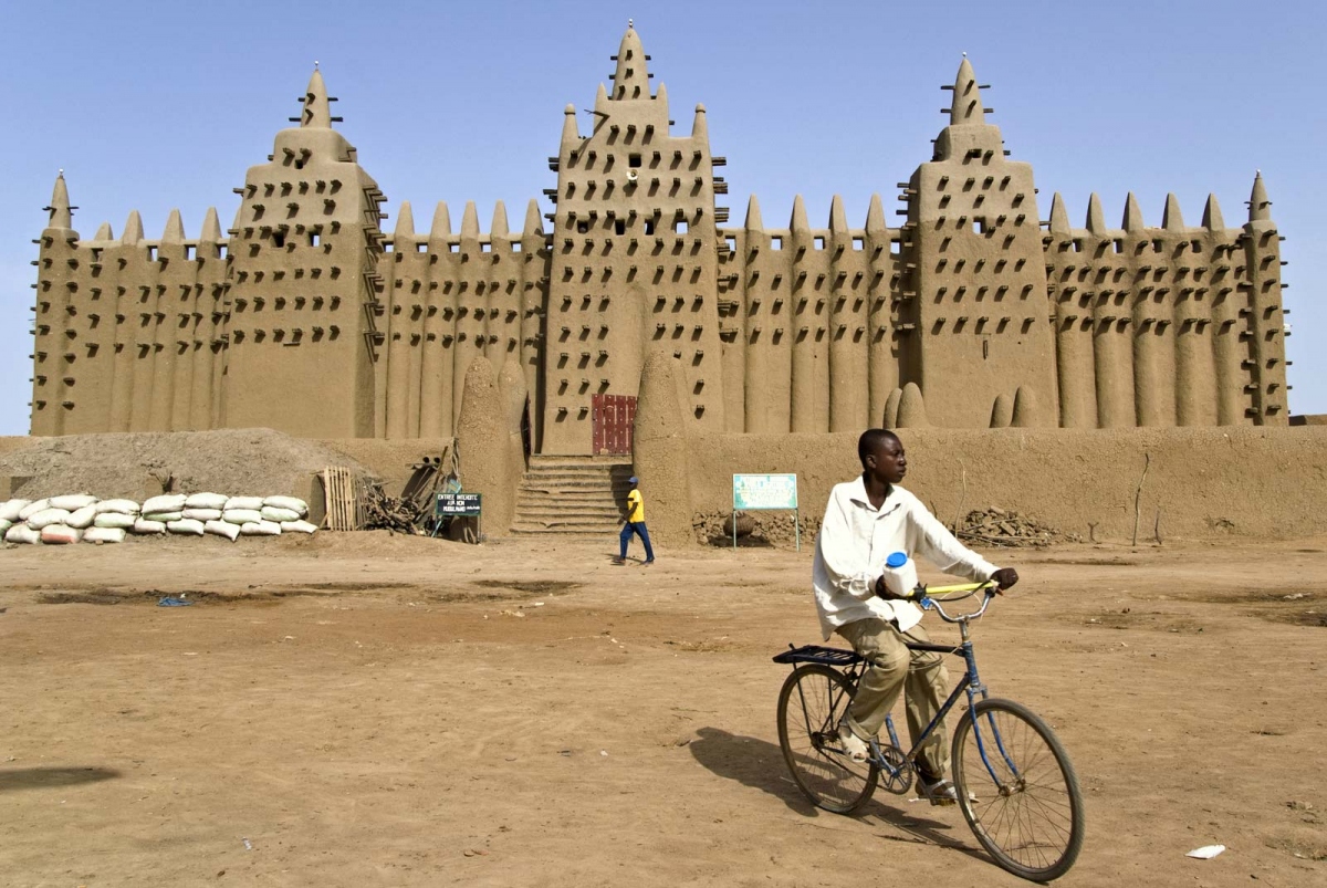 Chính quyền quân sự Mali cam kết thành lập Chính phủ chuyển tiếp hoạt động 18 tháng