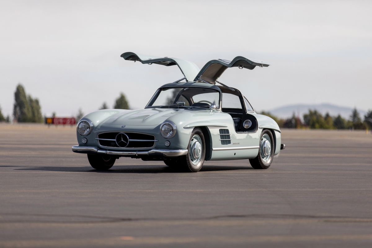 Mercedes-Benz 300 SL 1957 được rao bán đấu giá