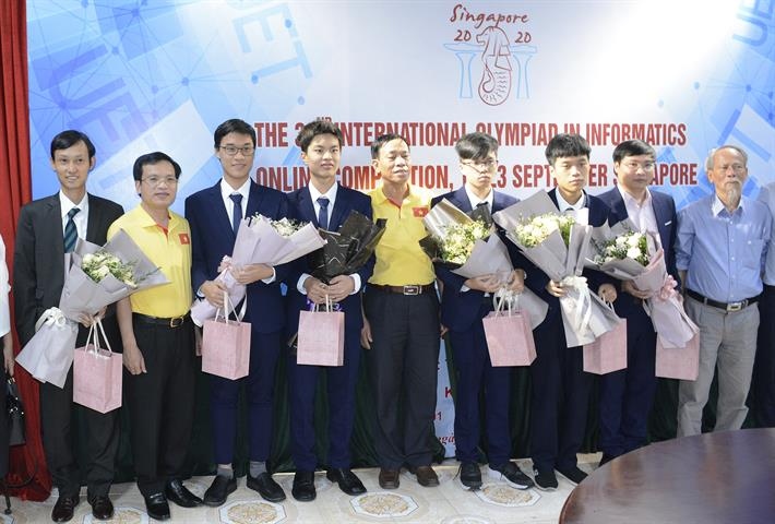 Học sinh Việt Nam xuất sắc dành huy chương vàng Olympic Tin học quốc tế năm 2020