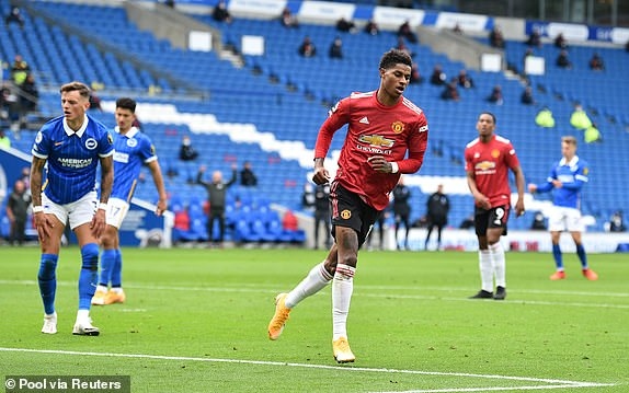 MU chơi không hay nhưng họ vẫn đang dẫn trước nhờ khoảnh khắc solo đẳng cấp của Rashford. (Ảnh: Reuters).