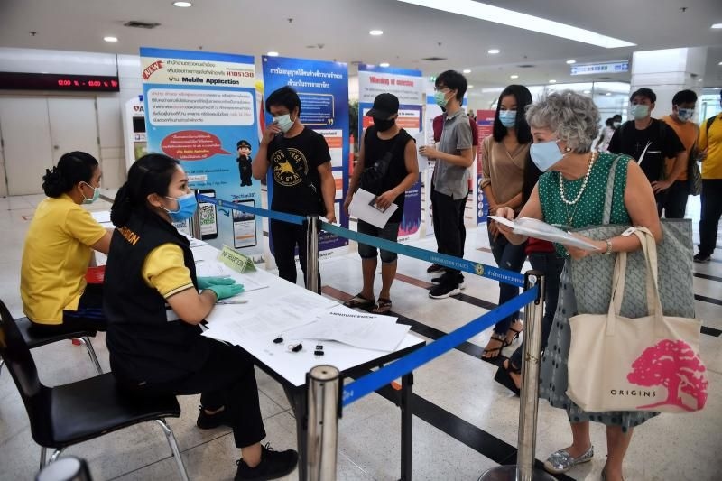 Cảnh sát Thái Lan cảnh báo người nước ngoài quá thời hạn lưu trú