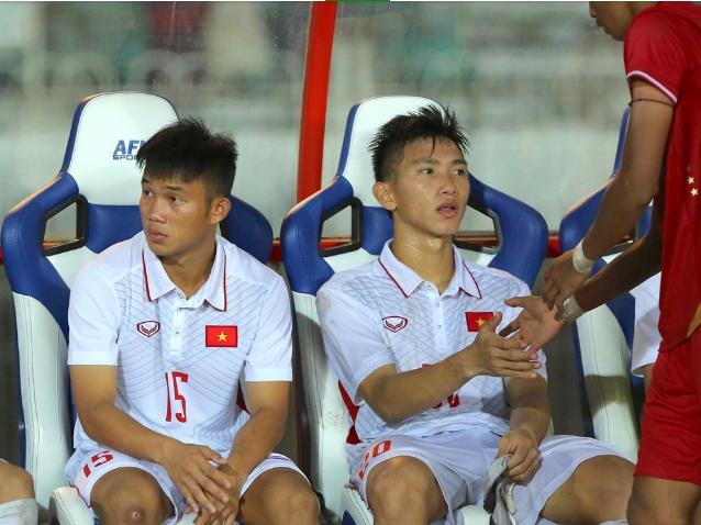 Ngày này năm xưa: Văn Hậu hỗ trợ "đàn em", U18 Việt Nam vẫn bị loại từ vòng bảng