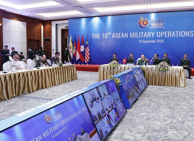 AMOM-10 was chaired by Lt. Gen. Thai Dai Ngoc, head of the Operations Department under the General Staff of the Vietnam People’s Army. (Photo: VNA)