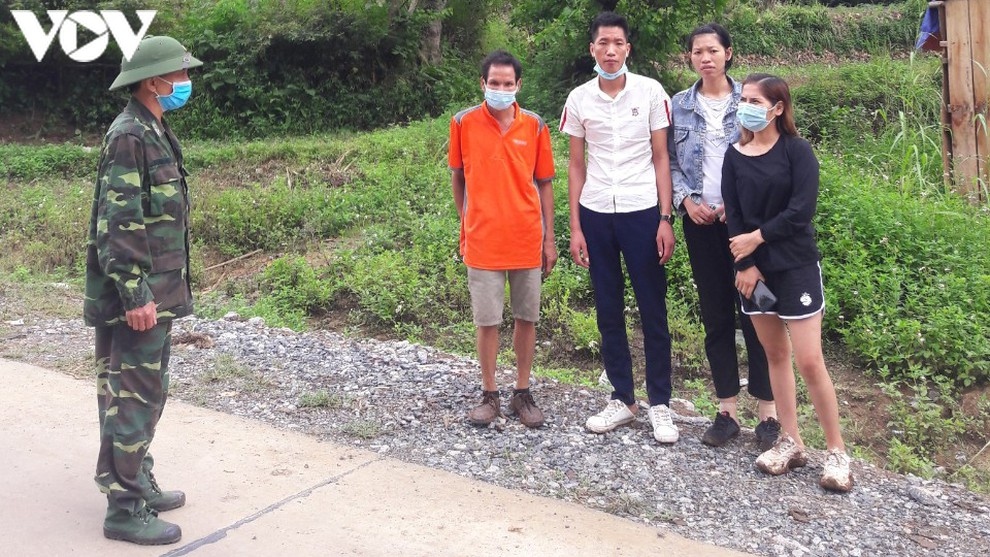 Khởi tố nhóm đối tượng tổ chức xuất cảnh trái phép tại Quảng Ninh