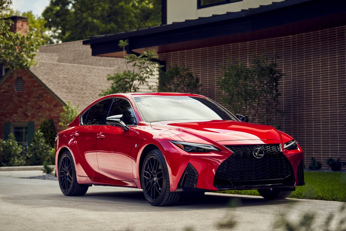 Lexus IS 2021 sẽ cập bến những đại lý Mỹ vào tháng sau