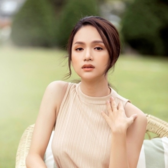 Chân dung nàng hậu tài ba Hương Giang
