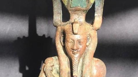 Ai Cập khai quật tượng của Thần Nefertum tại vùng Saqqara
