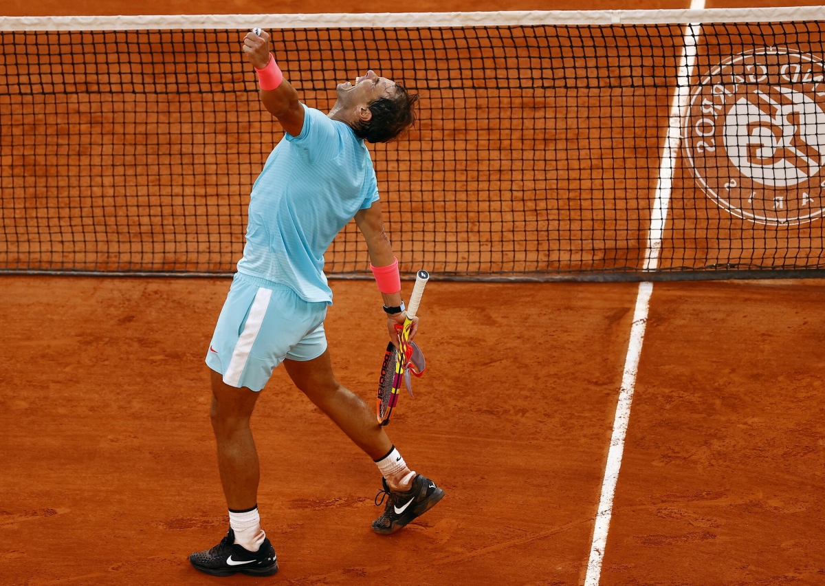 Nadal ăn mừng chức vô địch Roland Garros 2020. (Ảnh: Getty).