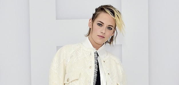 Kristen Stewart tái xuất sành điệu tại Tuần lễ thời trang Paris