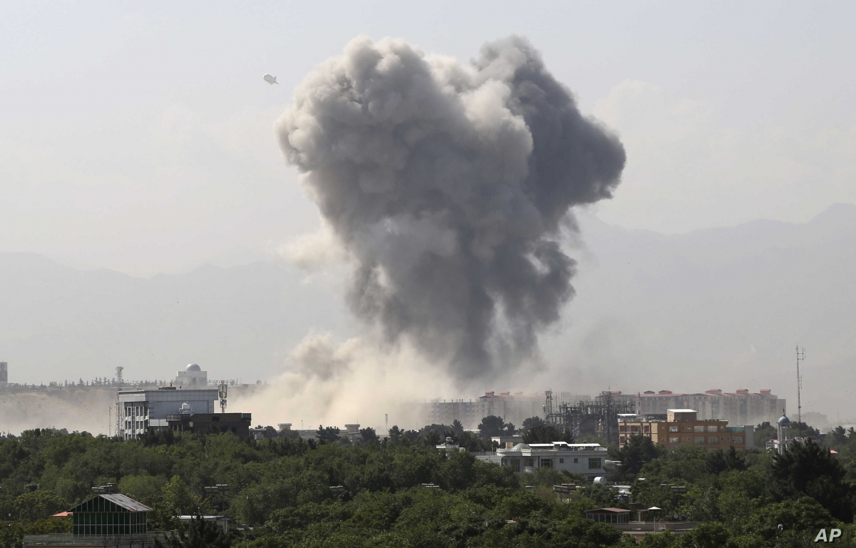 Hàng loạt vụ đánh bom tại Afghanistan, nhiều người thương vong