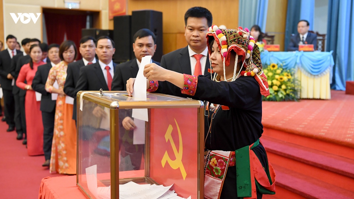48 người trúng cử Ban Chấp hành Đảng bộ tỉnh Tuyên Quang khoá mới