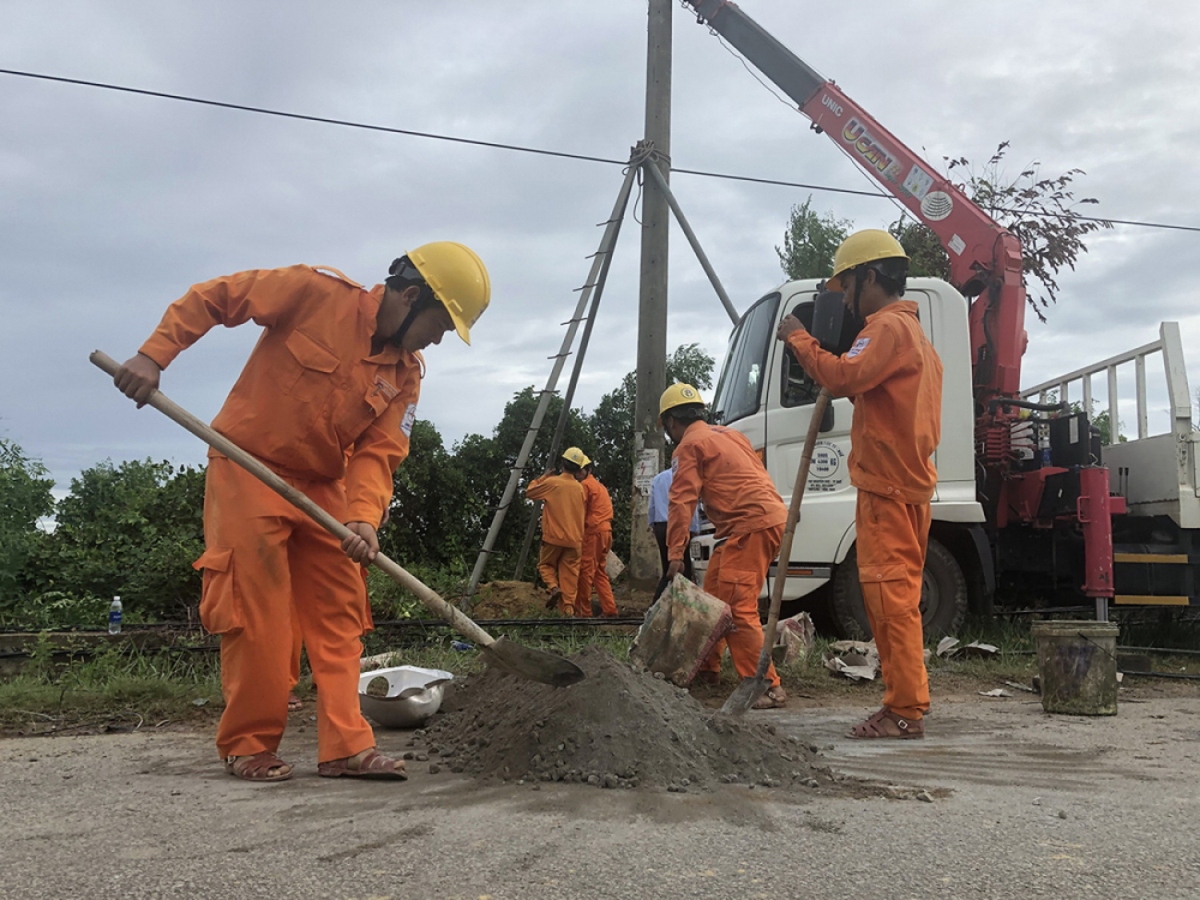 Chủ động đối phó với bão số 9, hạn chế thấp nhất sự cố về điện