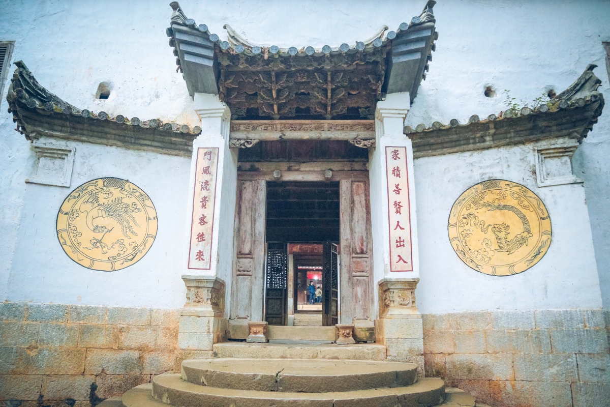 Mong King Palace features a unique style of architecture. (Photo: Photo tour Ha Giang)