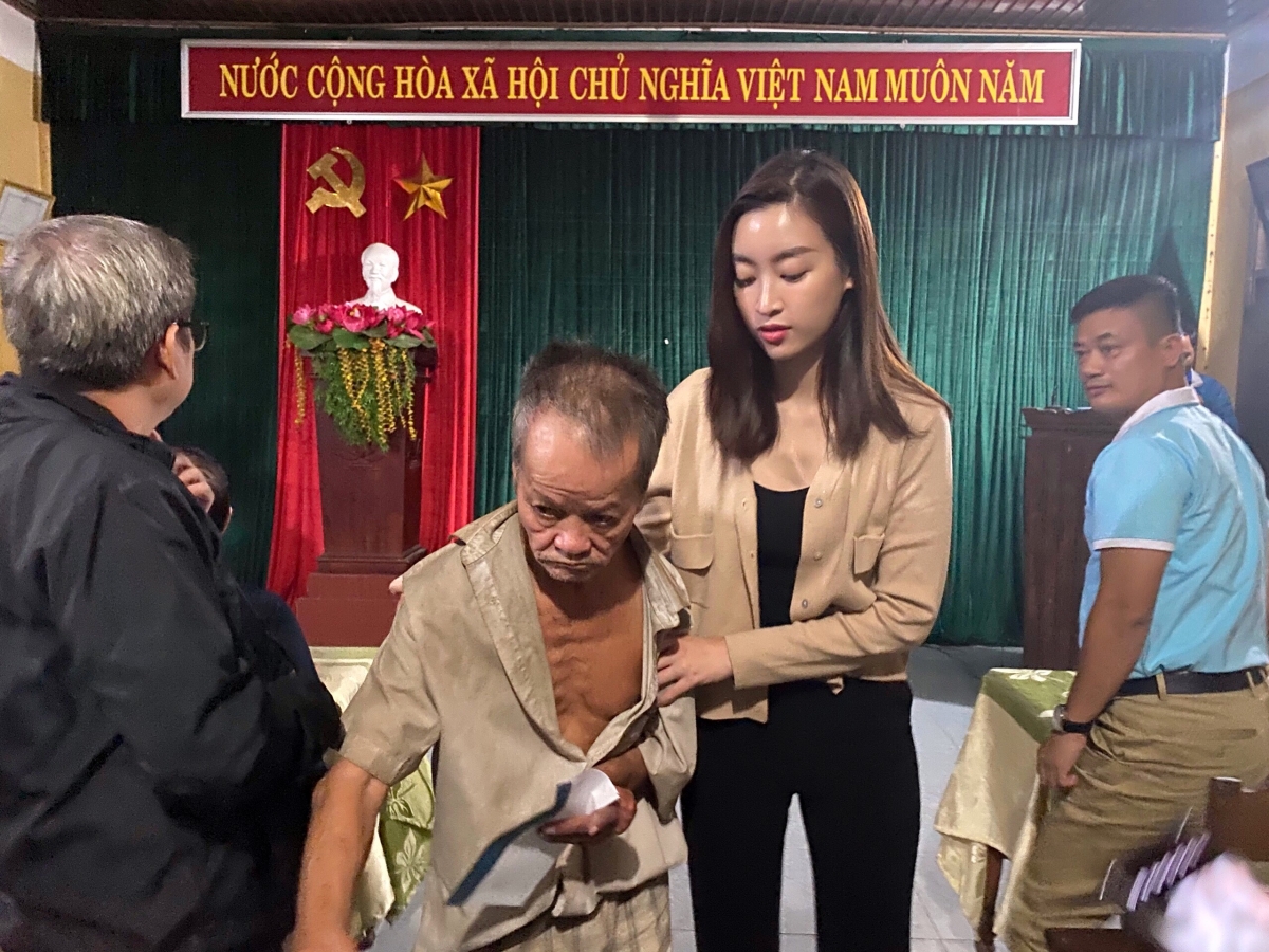 Hoa hậu Đỗ Mỹ Linh