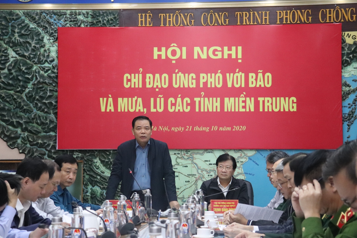 Bộ trưởng Bộ NN&amp;PTNT Nguyễn Xuân Cường - Phó Trưởng BCĐ Trung ương về PCTT 