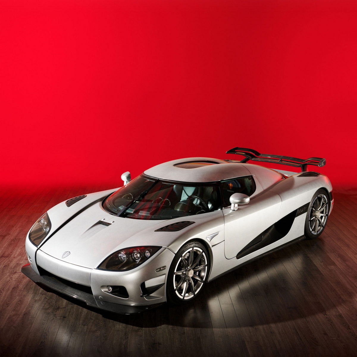 Thuê Koenigsegg CCXR Trevita với giá hơn nửa tỷ đồng mỗi tháng