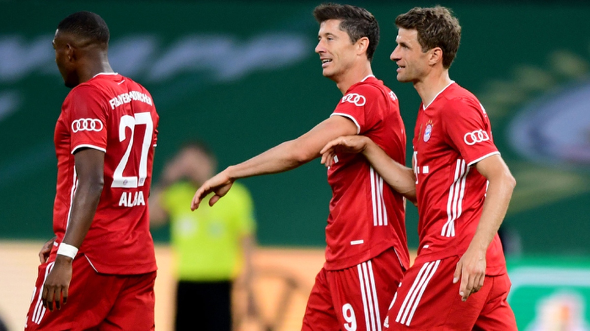 Phong độ cao của Lewandowski sẽ giúp Bayern giành chiến thắng? (Ảnh: Getty).
