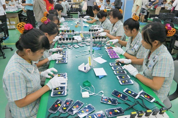 Phones and components become the group to achieve the highest export value during the ten-month period