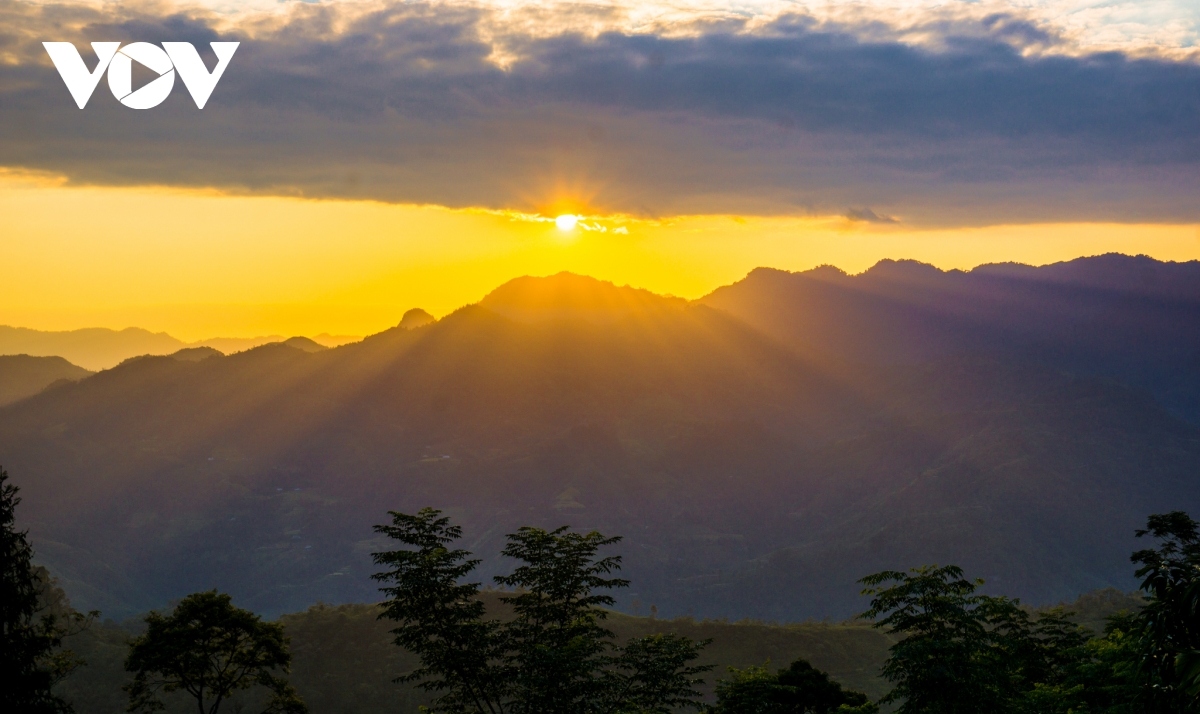 Located in the northern province of Ha Giang, Hoang Su Phi district is one of the best places nationwide in which to witness the sunset.