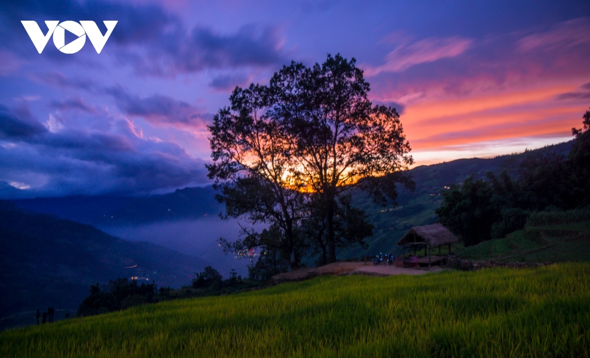 A look at the stunning sunset from Y Ty commune in Bat Xat district of Lao Cai province