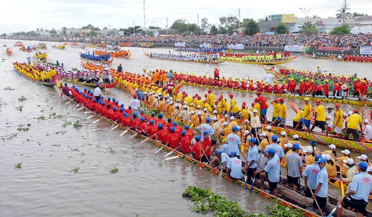 Tuần lễ Văn hóa, Du lịch – Liên hoan ẩm thực Nam bộ gắn với Lễ hội Ok om bok tỉnh Trà Vinh