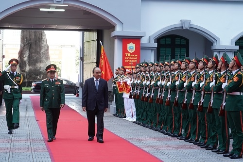 Thủ tướng Nguyễn Xuân Phúc dự Lễ đón nhận Huân chương Bảo vệ Tổ quốc hạng Nhất và kỷ niệm 75 năm Ngày truyền thống Tổng cục II - Bộ Quốc phòng