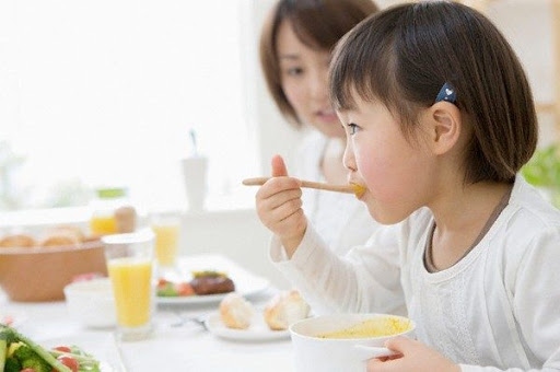Trẻ không còn biếng ăn nhờ 5 bí quyết vô cùng đơn giản