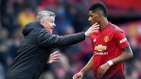 Solskjaer "bay ghế" ở St James' Park? (Ảnh: Getty).