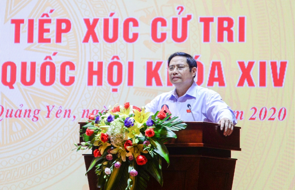 Trưởng Ban Tổ chức Trung ương Phạm Minh Chính tiếp xúc cử tri Quảng Ninh
