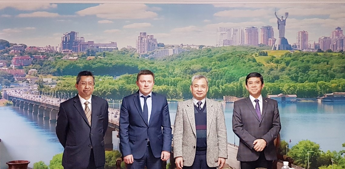 Đại sứ các nước ASEAN làm việc với đại diện Bộ Ngoại giao Ukraine