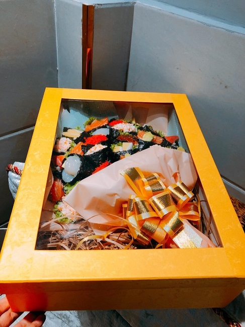 Bó hoa sushi độc lạ có giá 1,4 triệu đồng.