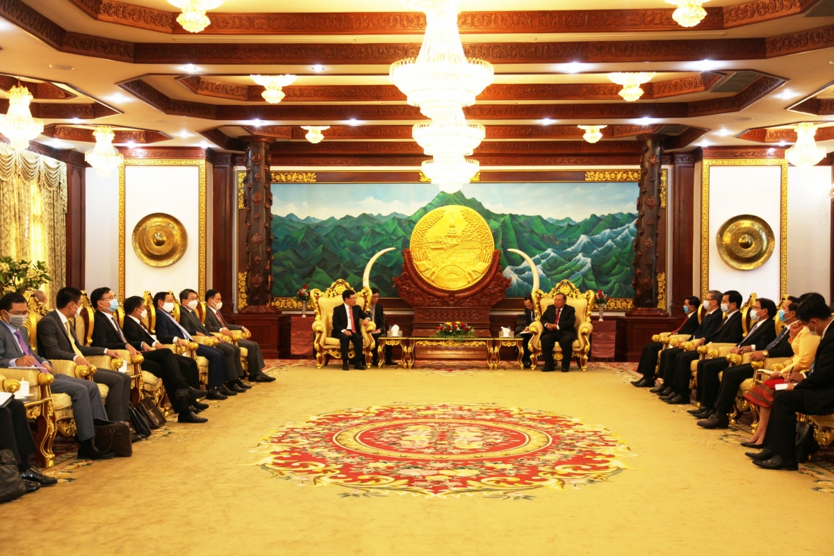 Phó Thủ tướng Phạm Bình Minh chào xã giao lãnh đạo Đảng, Nhà nước Lào