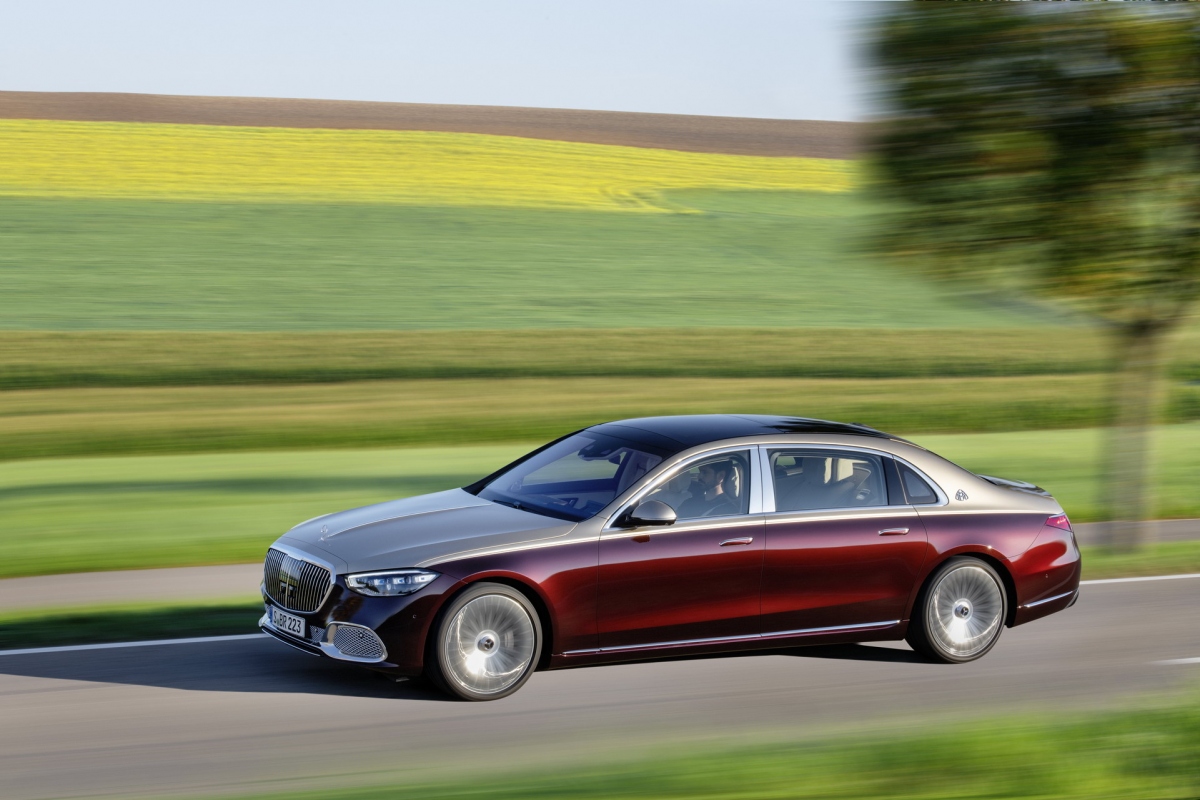 Mercedes-Maybach S-Class mới trang bị những công nghệ gì?