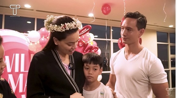 Chuyện showbiz: Hồ Ngọc Hà lần đầu chia sẻ cảm xúc sau màn cầu hôn ngôn tình của Kim Lý