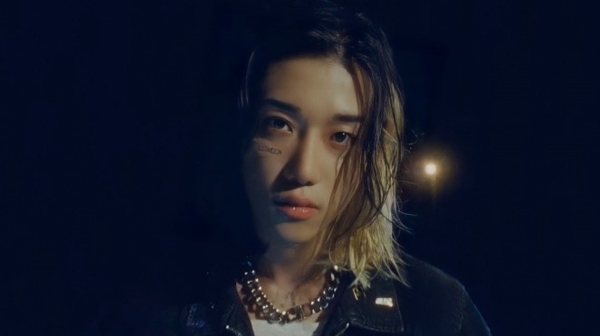 "Thái tử Naver" đóng chung với BLACKPINK tung MV đầu tay mang tên "Empty trash"