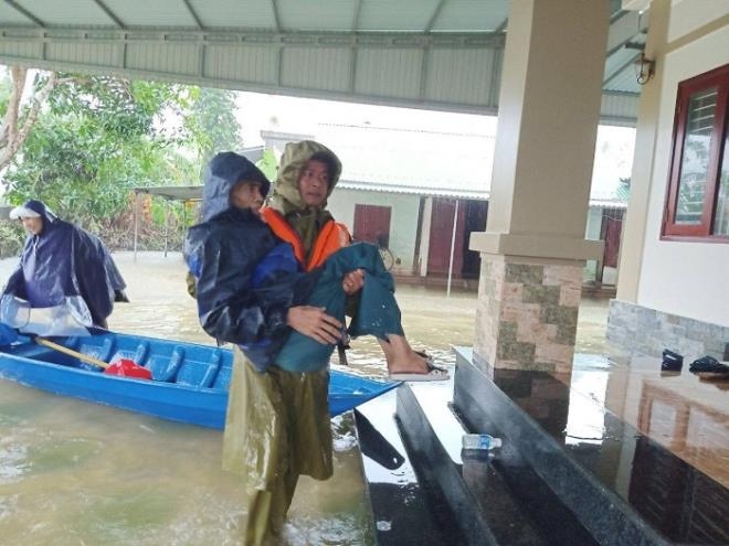 Hà Tĩnh cũng đang lên các phương án tập trung khắc phục hậu quả mưa lũ và ứng phó với ảnh hưởng của cơn bảo số 9.