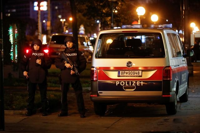 Tấn công khủng bố tại Áo: “Đêm ác mộng” trước ngày tái phong tỏa