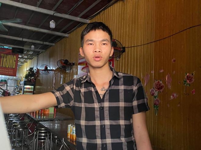 Gia cảnh hai nhân viên bị chủ quán bánh xèo tra tấn ở Bắc Ninh thế nào?