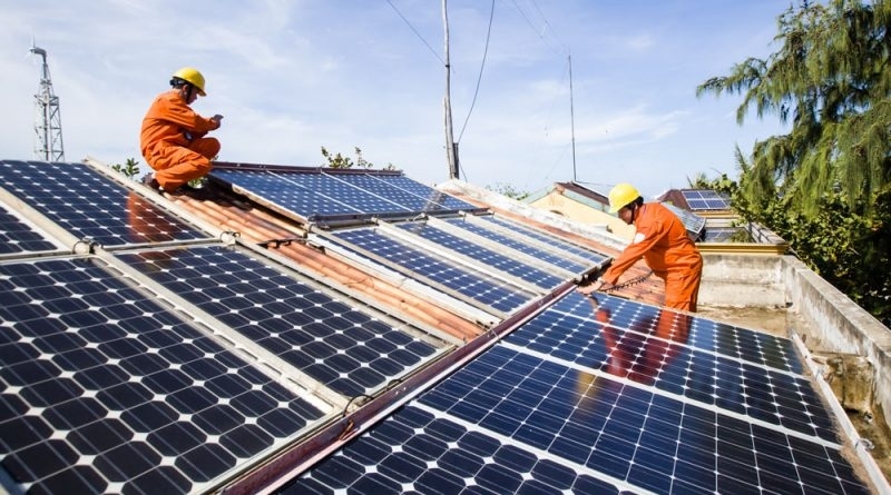 Đến 2025, Hà Nội lắp đặt đồng bộ điện mặt trời mái nhà (Ảnh minh họa: KT)