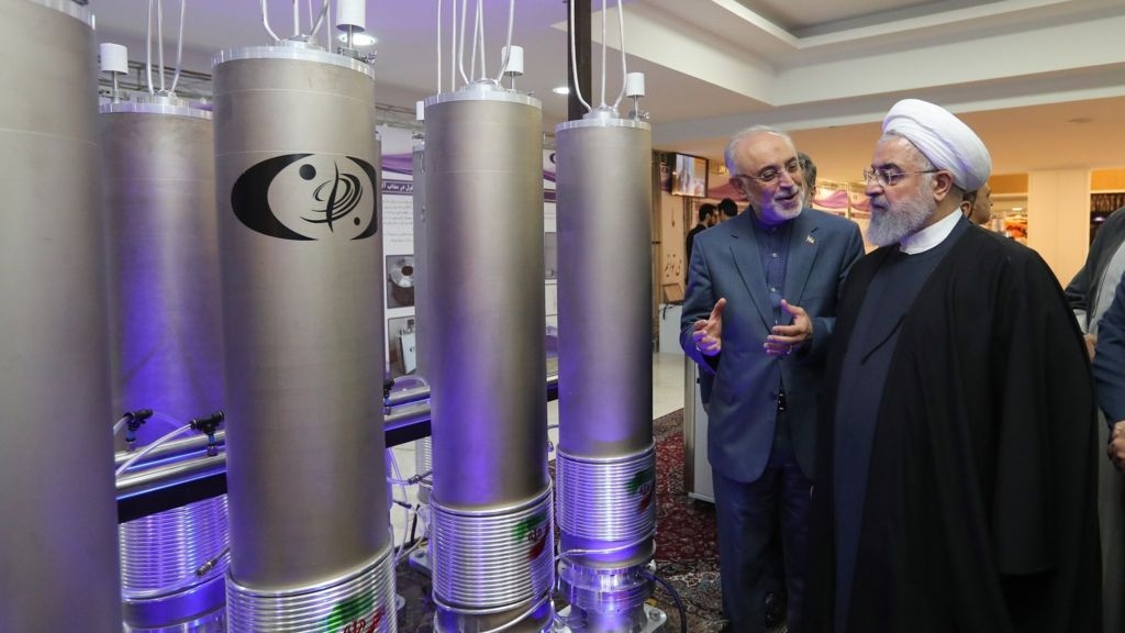Theo báo cáo của IAEA, ước tính kho dự trữ urani làm giàu thấp của Iran hiện đã vượt quá 12 lần so với mức mà thỏa thuận hạt nhân năm 2015 cho phép. Ảnh minh họa: BBC. Theo báo cáo của IAEA, ước tính kho dự trữ urani làm giàu thấp của Iran hiện đã vượt quá 12 lần so với mức mà thỏa thuận hạt nhân năm 2015 cho phép. Ảnh minh họa: BBC.