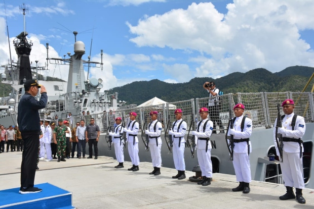Indonesia chuyển cụm tác chiến đến Natuna đối phó căng thẳng Biển Đông