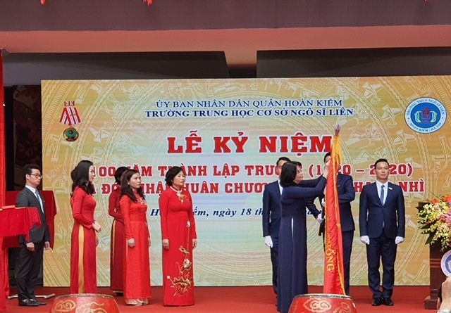 Phó Chủ tịch nước Đặng Thị Ngọc Thịnh dự lễ kỷ niệm 100 năm trường Ngô Sỹ Liên