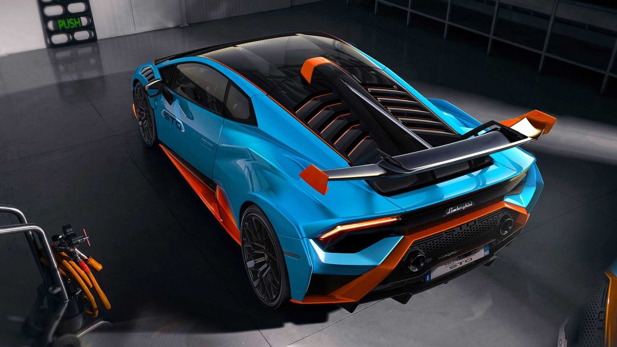 Trên STO, khối động cơ V10 hút khí tự nhiên, dung tích 5.2 lít vẫn được Lamborghini trang bị với công suất cực đại 630 mã lực và mô-men xoắn cực đại 565 Nm.
