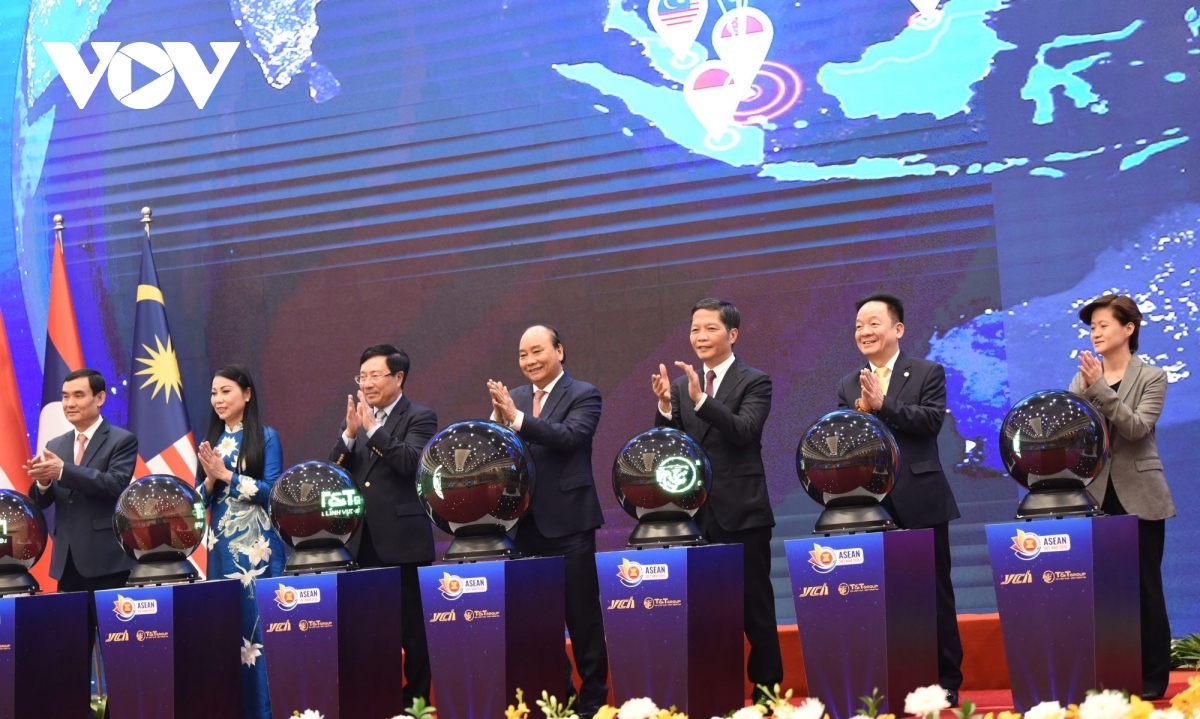 Việt Nam-Singapore đặt viên gạch hồng xây nhịp cầu hợp tác ASEAN