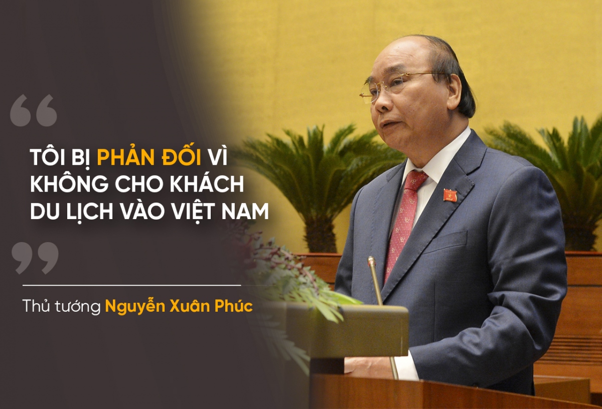 Thủ tướng Nguyễn Xuân Phúc cho biết điều này khi nói về chính sách ứng phó với dịch Covid-19 tại phiên thảo luận ở tổ về tình hình kinh tế - xã hội năm 2020, giai đoạn 2016-2021, sáng 2/11. Người đứng đầu Chính phủ nhấn mạnh, mặc dù rất khát khao làm giàu nhưng chúng ta không thể đón khách du lịch quốc tế, không thể đánh đổi vì kinh tế, chủ quan lơ là với Coivid-19; Phát triển kinh tế nhưng không bỏ qua việc bảo vệ sức khỏe nhân dân.