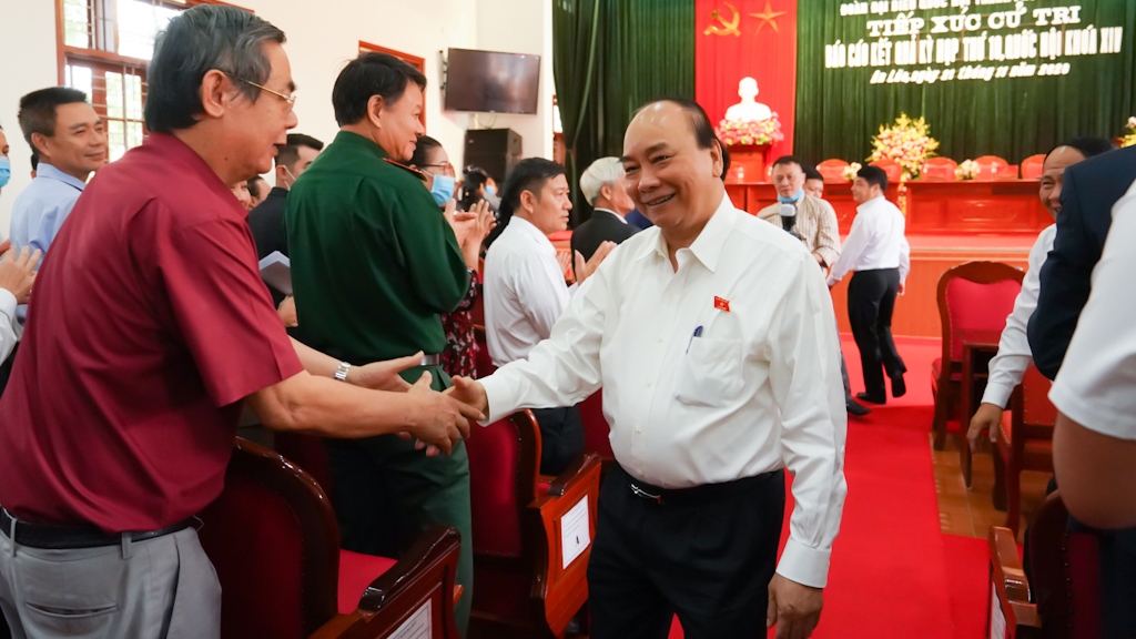 Thủ tướng tiếp xúc cử tri TP Hải Phòng