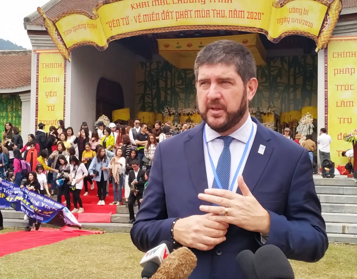 Ông Michael Croft -Trưởng Đại diện UNESCO tại Việt Nam cho biết: Những giá trị về tự nhiên và văn hóa của Yên Tử cần được đánh giá đúng tầm để được bảo vệ và phát huy những giá trị không phải nơi đâu cũng có.
