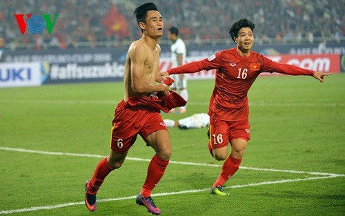 Ngày này năm xưa: ĐT Việt Nam trải qua trận đấu "kinh điển" ở AFF Cup
