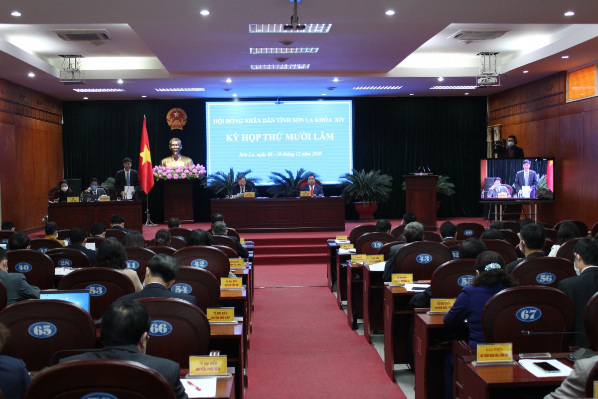 Kỳ họp HĐND tỉnh Sơn La: Chất vấn và trả lời chất vấn nhiều vấn đề nóng